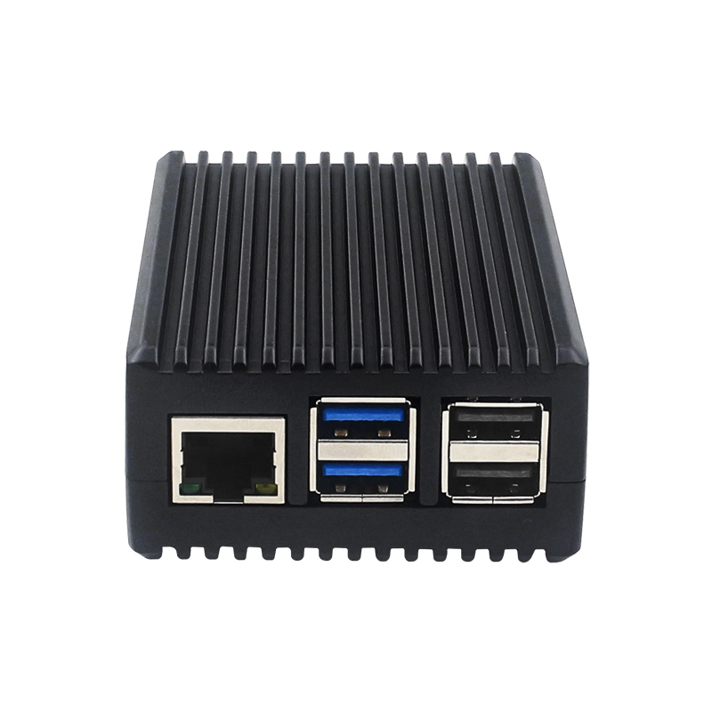 Custodia in lega di alluminio  - Raspberry Pi 5 8Gb Kit recensione e prezzo